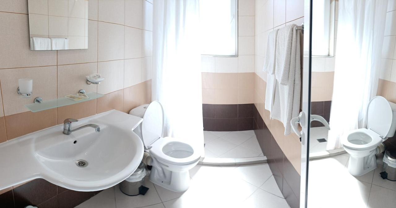 Guest House Sg-Brothers Obzor Luaran gambar